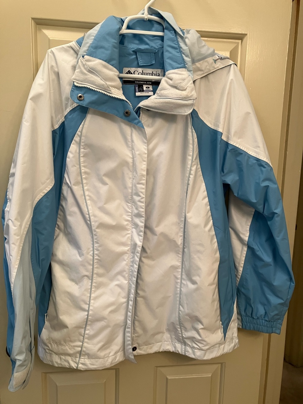 Columbia Women’s Waterproof shell jacket